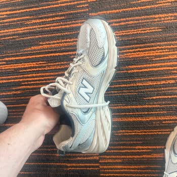A101'den Aldığım New Balance Ayakkabısının İç Astarında İki Ayda Belirgin Aşınma Ve Yırtılma