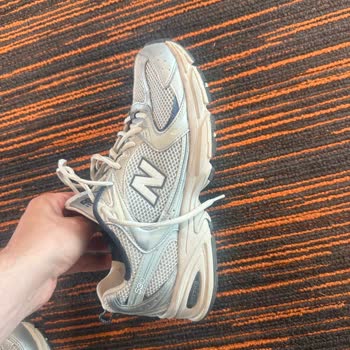 A101'den Aldığım New Balance Ayakkabısının İç Astarında İki Ayda Belirgin Aşınma Ve Yırtılma