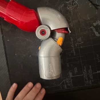 Dyson V12 Detect Slim Süpürge Dirsek Parçası Kendi Kendine Kırıldı Garanti Hakkı Reddedildi