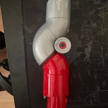 Dyson V12 Detect Slim Süpürge Dirsek Parçası Kendi Kendine Kırıldı Garanti Hakkı Reddedildi