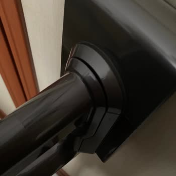 Dyson V11 Süpürgemde Sürekli Durma Ve Parça Kırılmaları Garanti Servisine Şikayet Ücretsiz Değişim