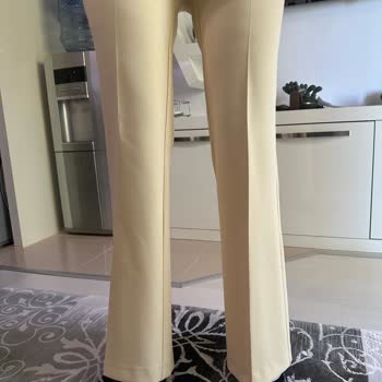Paça Dikişlerindeki Yamukluk Ve Üst Çizgi Hatası