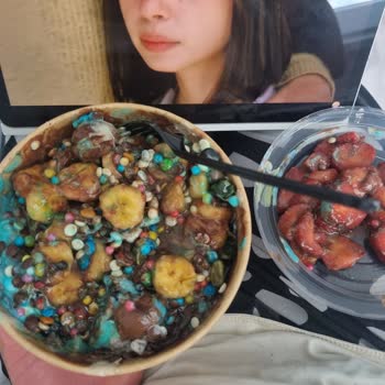 Trendyol GO’dan Çürük Çilekli Kova Waffle, Sağlıksız Ürün Ve Tam İade Talebi