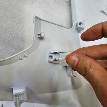 Motosikletim İçin Özensiz Montaj Ve Gizli Yapıştırıcı Kullanımı