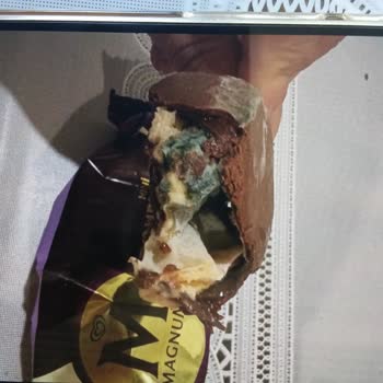 Migros’ta Küflü Magnum Mini Dondurma Satışı Sonrası Cevap Bekliyorum