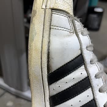 Adidas Ayakkabılarda Açılma Ve Yırtılma Sorunu Garanti İhlali
