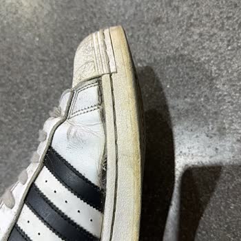 Adidas Ayakkabılarda Açılma Ve Yırtılma Sorunu Garanti İhlali