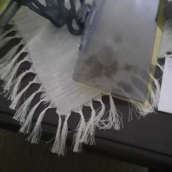 Sipariş Edilen UV Koruyucu Aparatlar Görsel Ve Açıklamaya Uymayan Kalitesiz Ve İşlevsiz Ürünler