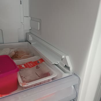 Garanti Süresine Rağmen Buzluk Çekmece Rayı Kullanım Hatası Olarak Değerlendirildi