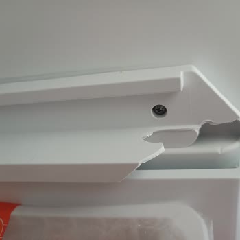 Garanti Süresine Rağmen Buzluk Çekmece Rayı Kullanım Hatası Olarak Değerlendirildi