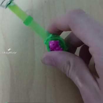 Toybox Max Sürpriz Yumurtadan Çıkan Saat Bozuk