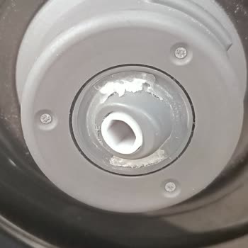 Bosch Mutfak Makinesinde Kıyma Aparatı İlk Kullanımda Kırıldı