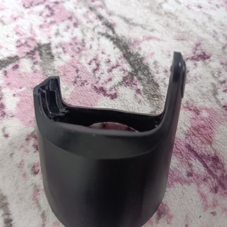 Philips Forces Me To Replace An Entire Vacuum Head For A Tiny Broken Part