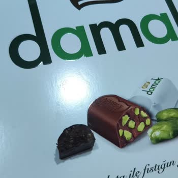 Ambalaj Yanıltıcı: Nestle Damak Çikolatasında Fıstık Oranı Ve Tat Kalitesi Düşük