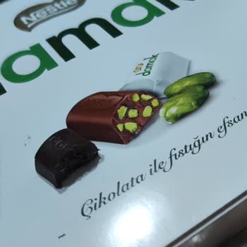 Ambalaj Yanıltıcı: Nestle Damak Çikolatasında Fıstık Oranı Ve Tat Kalitesi Düşük