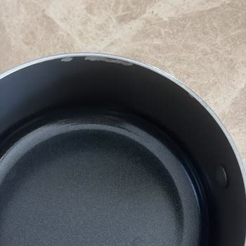 Greenpan Tencere Setinde Kısa Sürede İç Yüzey Atması Ve Müşteri Hatası İddiası