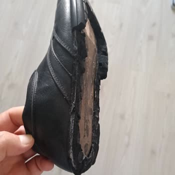 Ayakkabının Hızlı Aşınması Ve 350 TL Taban Değişim Ücreti