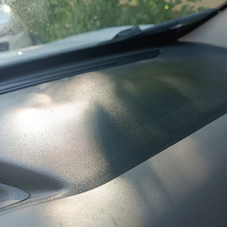 Fiat Doblo'da Ön Yolcu Airbag'inde Kendiliğinden Oluşan Şişme Ve Ücretsiz Onarım Talebi
