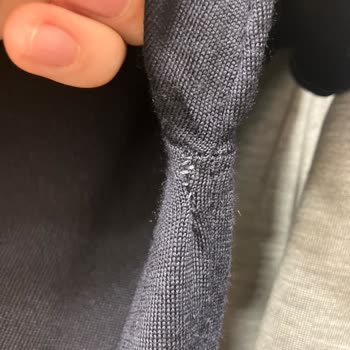 Massimo Dutti Жалоба На Качество Товара (2 Футболки)