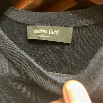 Massimo Dutti Жалоба На Качество Товара (2 Футболки)