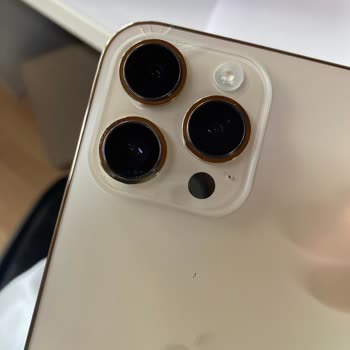 Kırık Ve Çizikli İPhone 14 Pro Max Teslim Alındı, İade Talebi