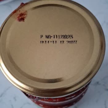 Tomart Salça Birden Köpürerek Taştı