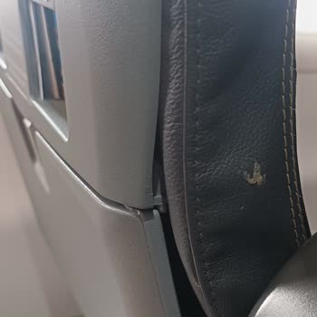 Pegasus Uçuşunda Kirli Koltuklar Ve Hasarlı Bagaj