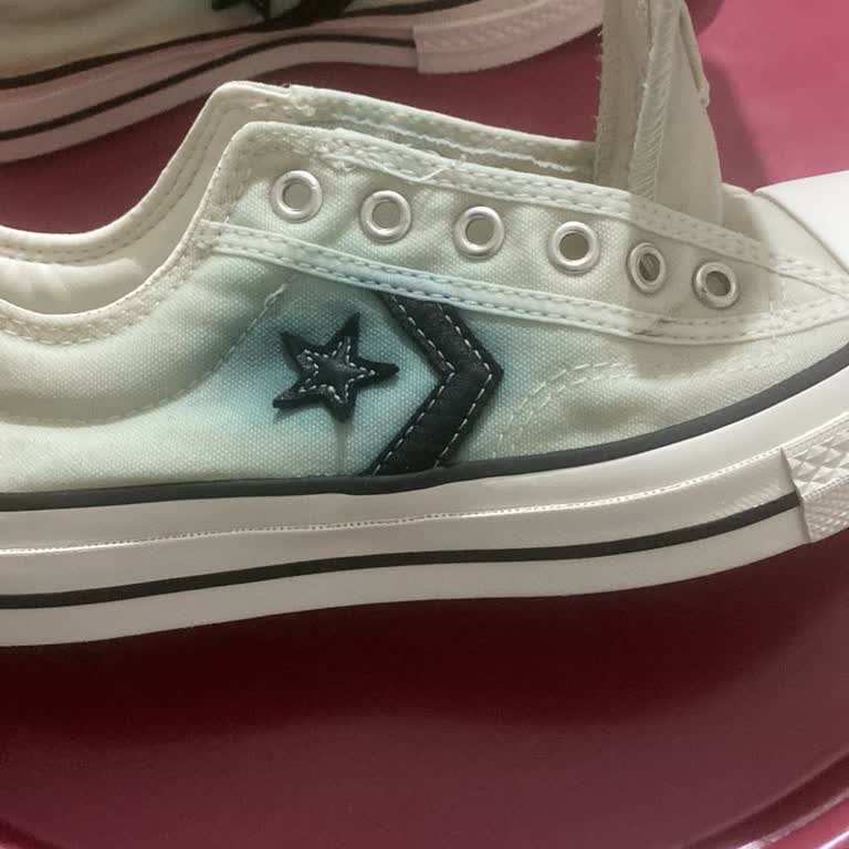 Suya Temas Eden Converse Ayakkabısının Renk Değiştirmesi Ve İade Talebi