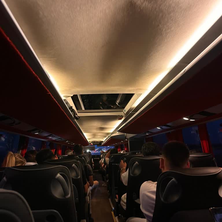 Klimasız Ve Havalandırmasız Metro Turizm Otobüsünde Nefes Alamama