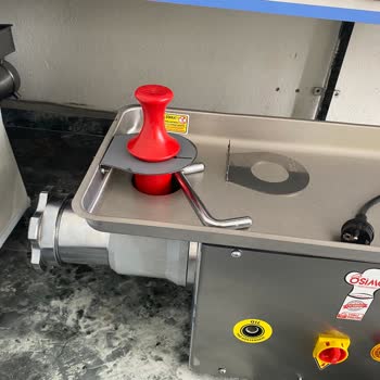 Osimo 32 Kıyma Makinesi Motoru Yanıp Çıktı, Satıcı İadeyi Reddetti