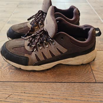 Kinetix Trekking Ayakkabısındaki Metal Parçalar Çorapları Deliyor Ve Konforumu Bozuyor