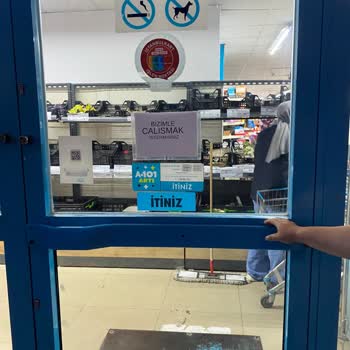 A101 Mağazası 21:00’de Olması Gereken Kapanış Saati 20:50’de Kapandı