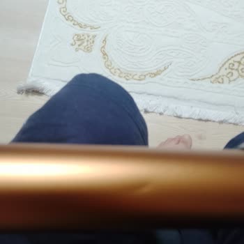 Hasarlı Boru, Başlık Ve Ara Aparatla Geri Gelen Dyson V15 Detect Ürünün Değişimi Talep Ediliyor