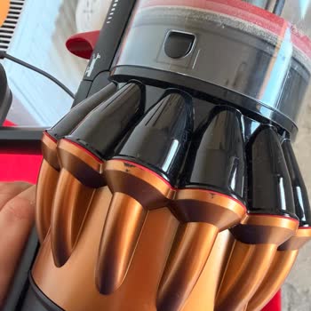 Dyson Dikey Süpürge Renk Atması Ve İade Sorunları