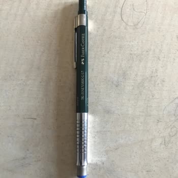 Garanti Kapsamındaki Faber-Castell Kalemde Sürekli Uç Kırılması
