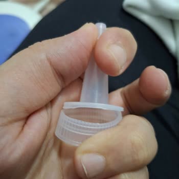 Kırık Kapaklı Şişeler Nedeniyle Değişim Talebi