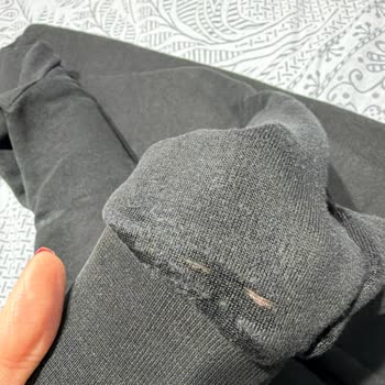 Arçelik Kurutma Makinesi Kıyafetleri Çekiyor Ve Deliyor, Servis Çözüm Sunmuyor