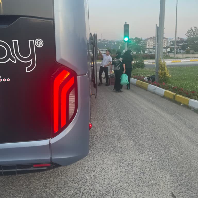 Biletimde Otogar Varışlı Olmasına Rağmen Yol Kenarında Bırakıldım