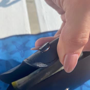 Rayban Güneş Gözlüğünün Orijinal Kutusu Yırtıldı, Yeni Kutu Talebi
