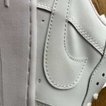Orijinal Olmayan Nike Ayakkabı İçin Hızlı İade Ve Ücret Geri Ödeme Talebi