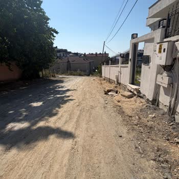Gamze Sokakta Yol Çalışması Gecikiyor, Çocuklar Ve Araçlar Tehlikede