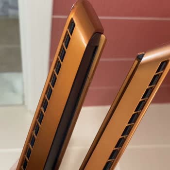 Kirli Ve Kullanılamaz Dyson Airstrait Ürünü İçin Hemen Değişim Talebi