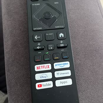 Philips TV Kumandasının Tuş Etiketleri Soyuluyor, Ücretsiz Değişim Talebi