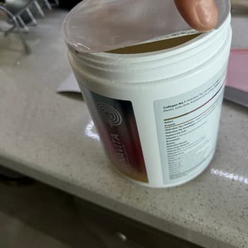 Kırık Kutu Ve Açık Folyo Gelen Kolajen Ürünü Ve Cevapsız İletişim Nedeniyle İade Talebi