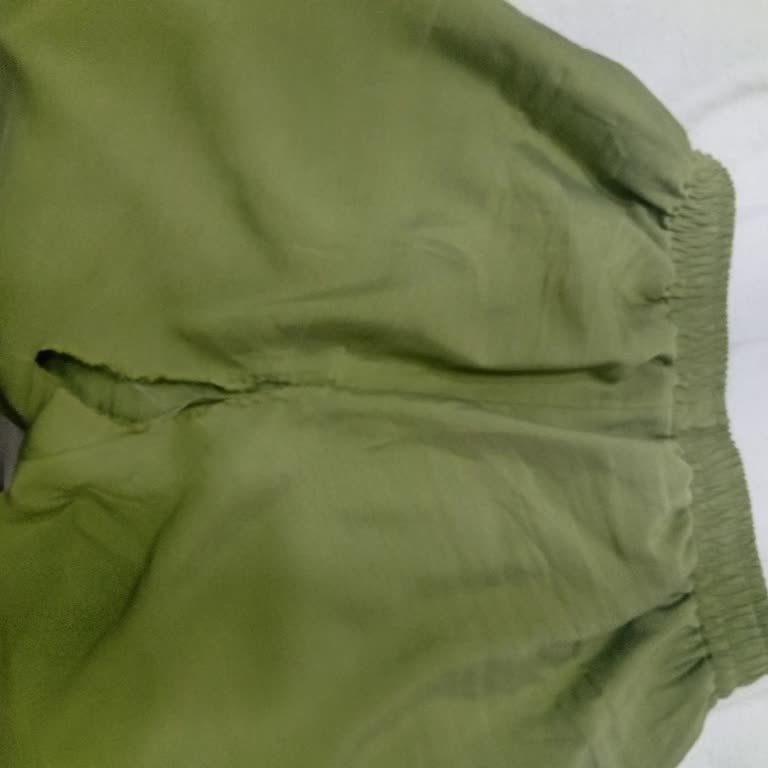 Moda Nurgül Butik'ten Alınan Tesettür Takım Kumaşı İlk Kullanımda Yırtıldı