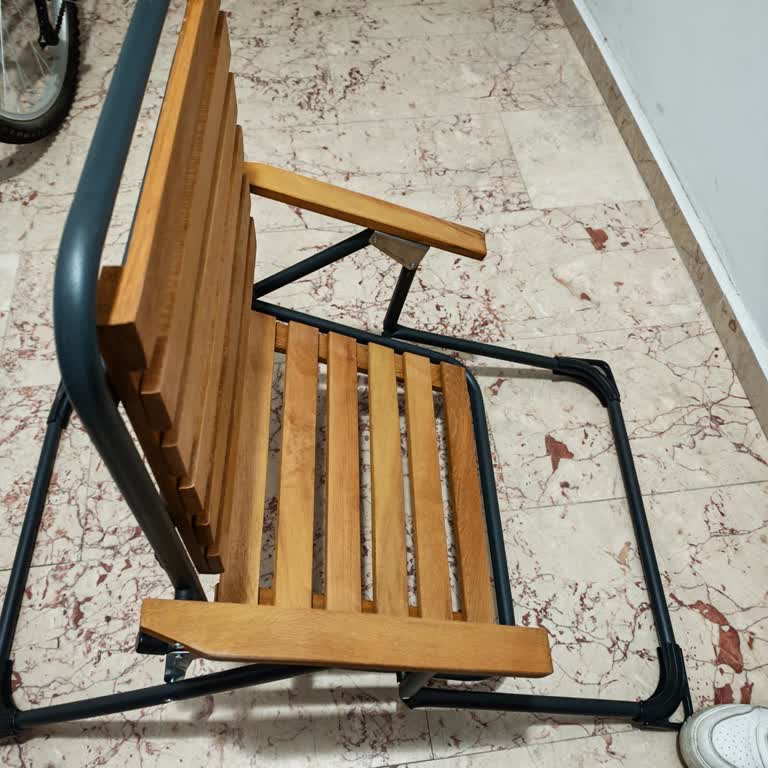 Özdilek Düzce Şubesinde Kırılan Sandalye Ve Kol Yaralanması İçin İade Talebi