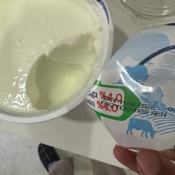 BİM Yoğurdunda Kıl Bulunması Hijyen Sorunu