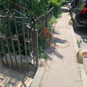 Kesilen İnternet Kablosu Ve Sürekli Ertelenen Onarım Nedeniyle Eğitim Mağduriyeti