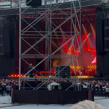 Andrea Bocelli Konserinde Kısıtlı Görüş Uyarısı Olmadan Satılan Biletler Ve İade Talebi