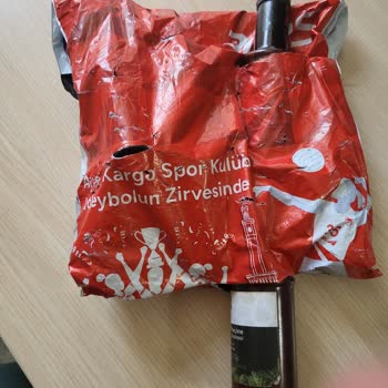 Ezilmiş Paket Ve Hasarlı Ürün Kargo Şirketinin Sorumluluk Almaması